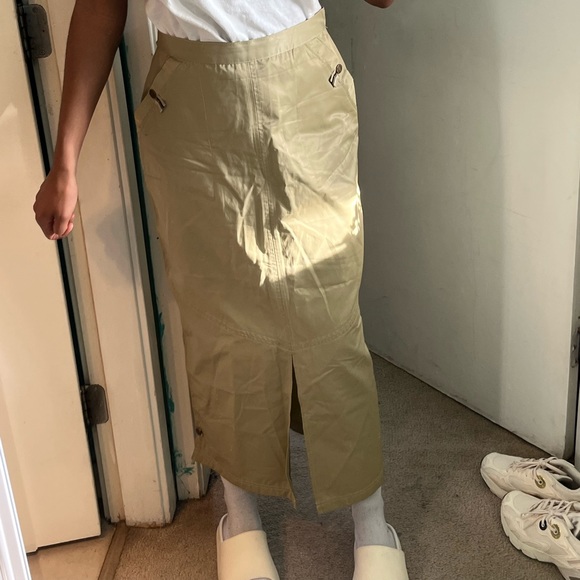 (2 for $25) Cream cargo skirt - Picture 5 of 14